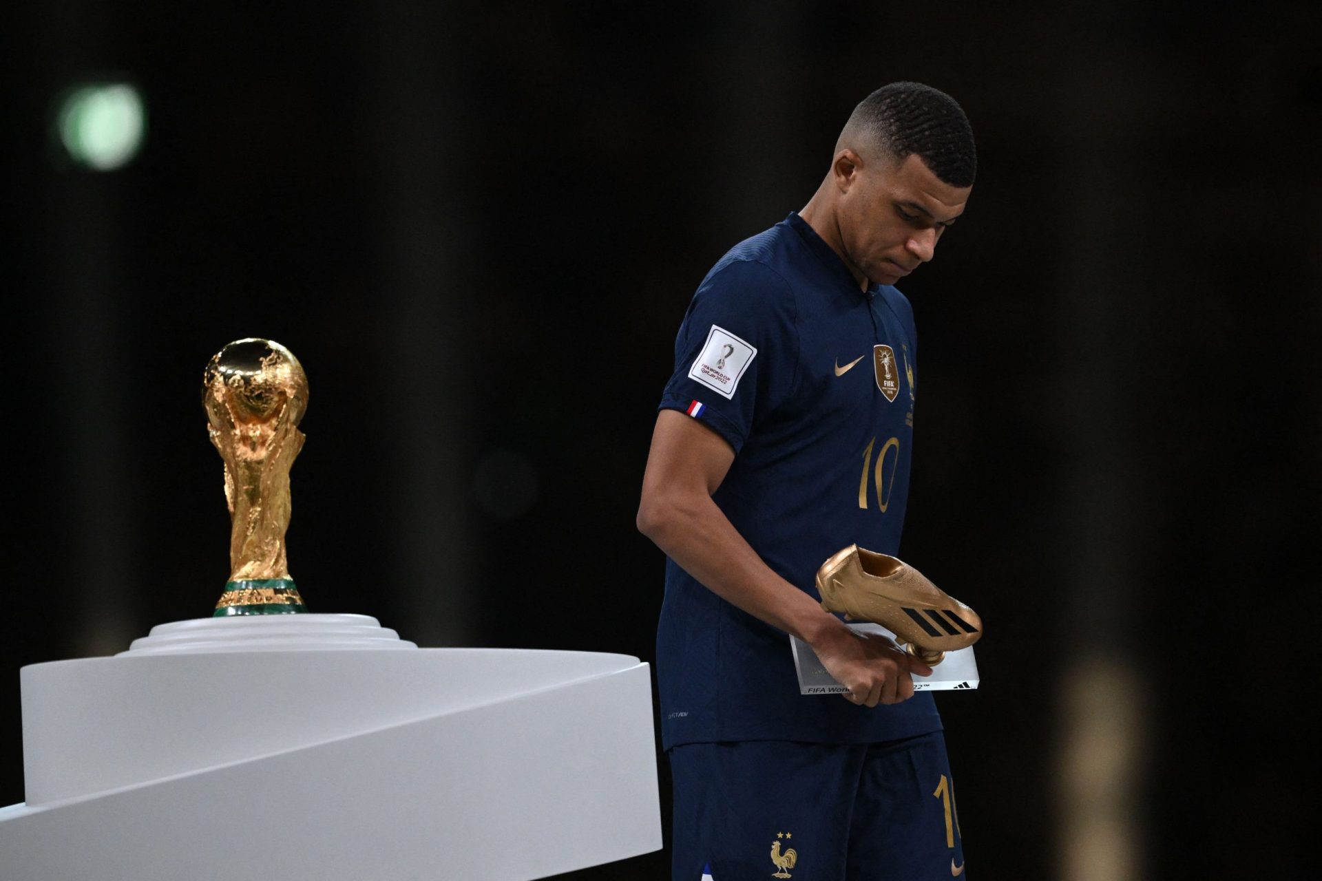 Kylian Mbappé já reagiu à derrota no Mundial