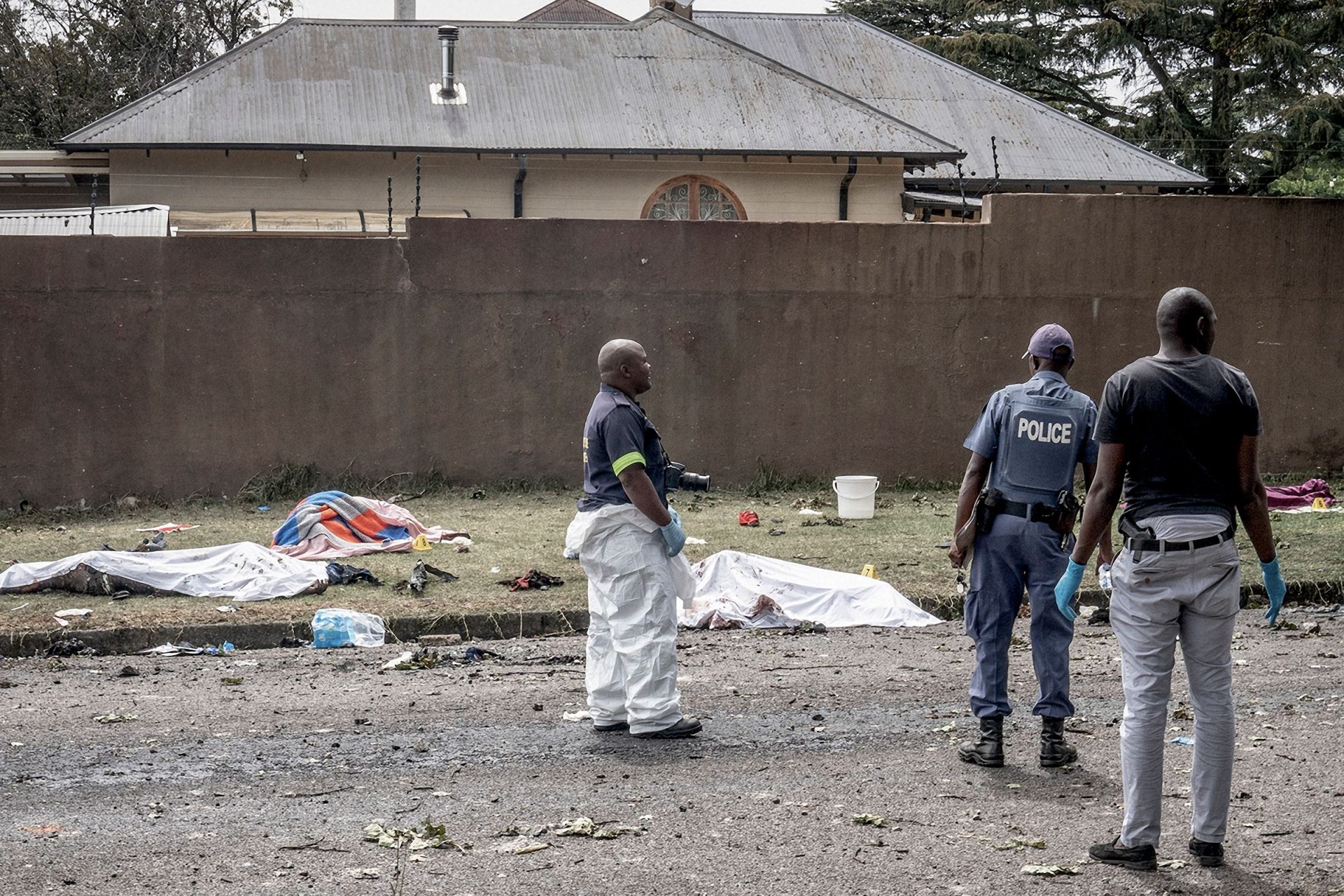 Explosão de camião-cisterna na África do Sul faz 15 mortos