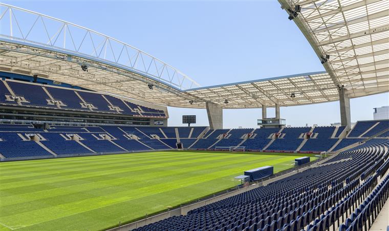 Estádio do Dragão vai receber supertaça de futebol virtual