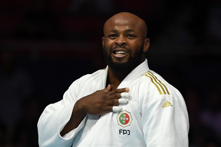 Medalha de ouro conquistada por Jorge Fonseca no Grand Prix de Portugal de Judo