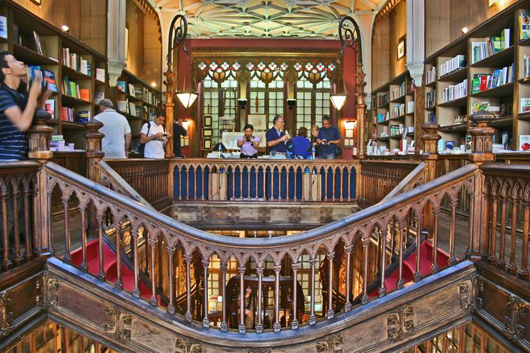 Livraria Lello no Porto em vias de ser monumento nacional