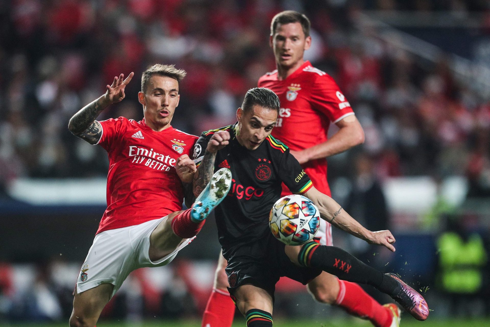 Benfica empata em casa frente ao Ajax