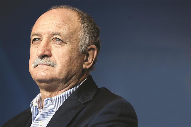 Scolari revela como contou a CR7 que o pai tinha morrido