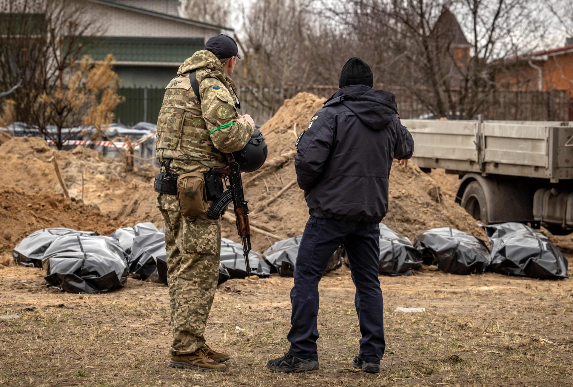 Ucrânia. Encontrados mais de 900 corpos na região de Kiev