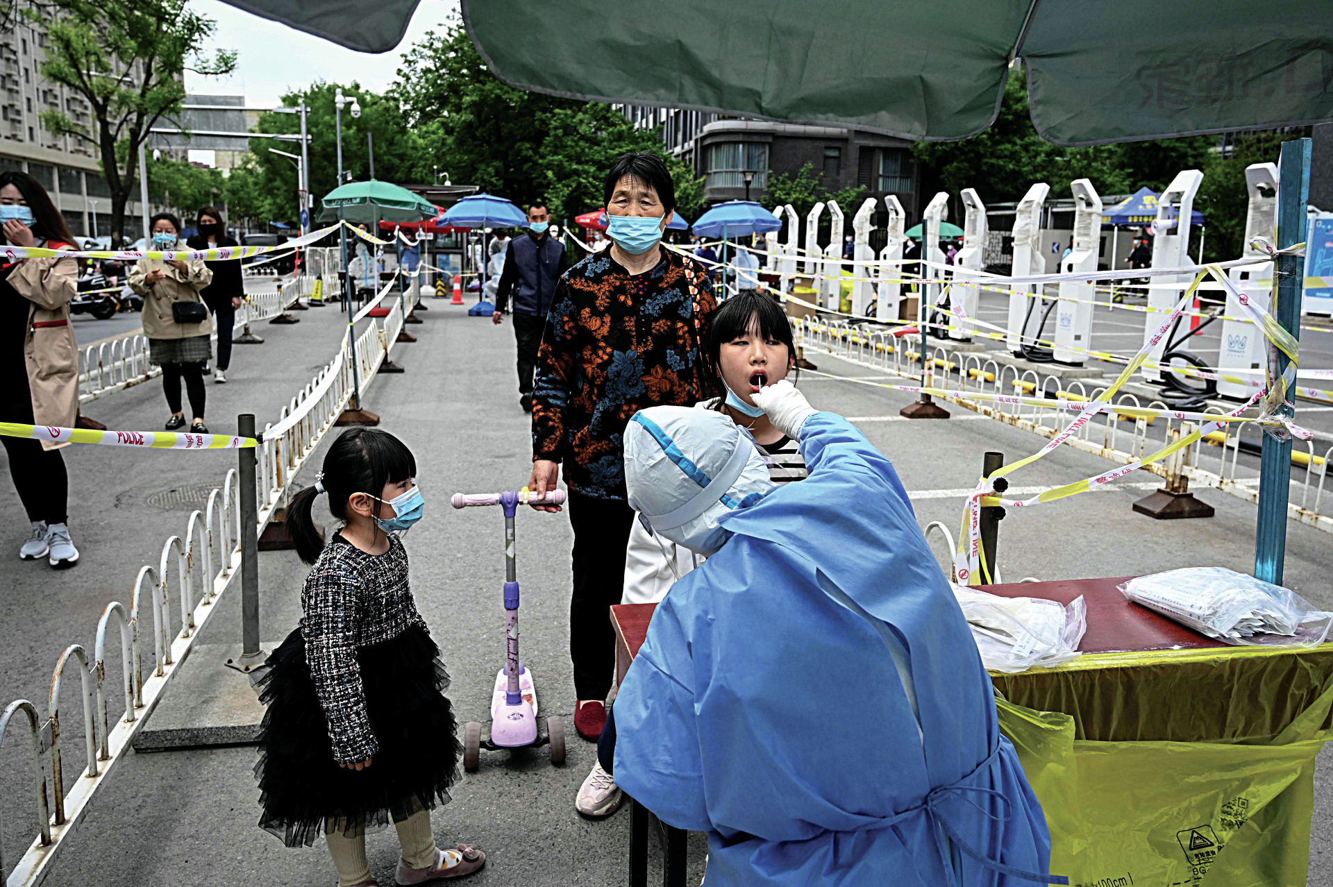 China. Fim da política de “zero casos” pode provocar 1,55 milhões de mortes