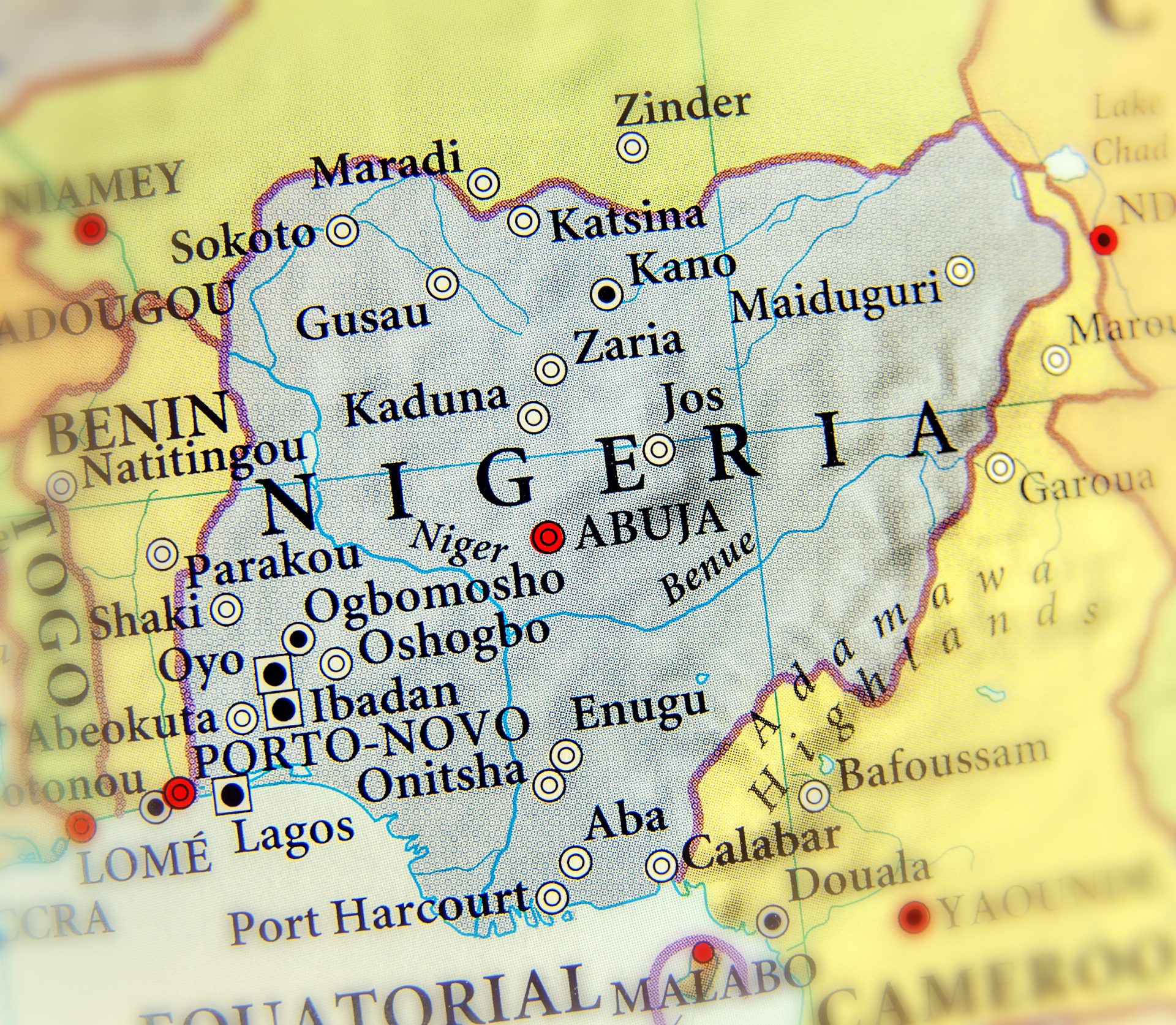 Nigéria. Pelo menos 31 pessoas morreram após debandada numa igreja na Nigéria