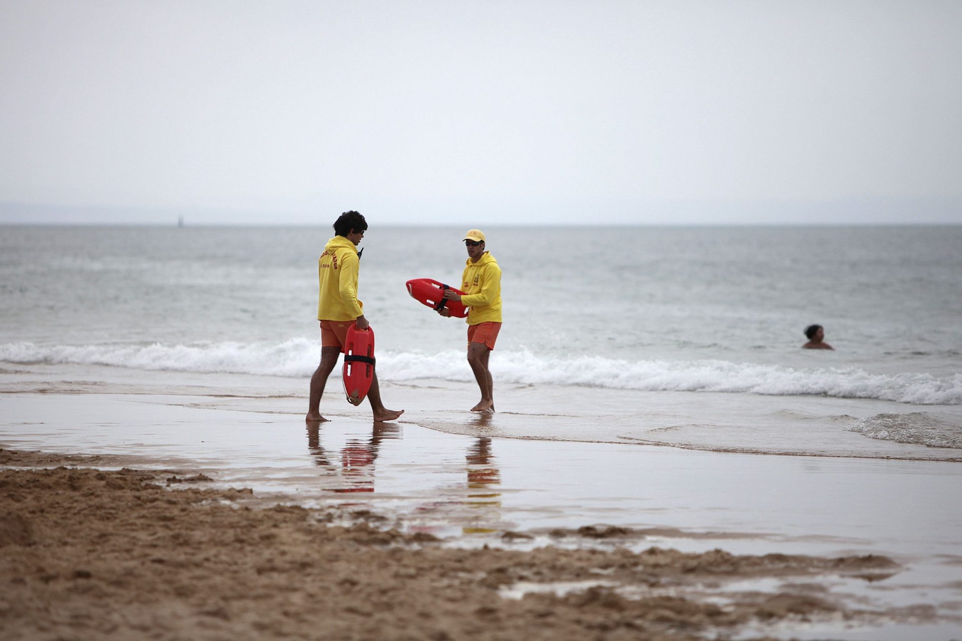 Praias. Vigilância é reforçada esta quarta-feira