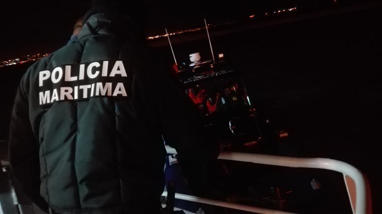 Homens britânicos evacuados de urgência de navio a mais de 1.300 quilómetros da costa da ilha Terceira