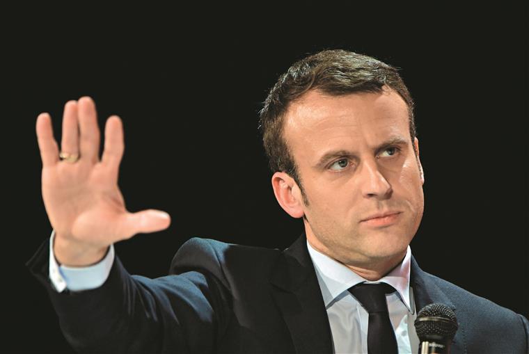 França. Partido de Emmanuel Macron muda de nome