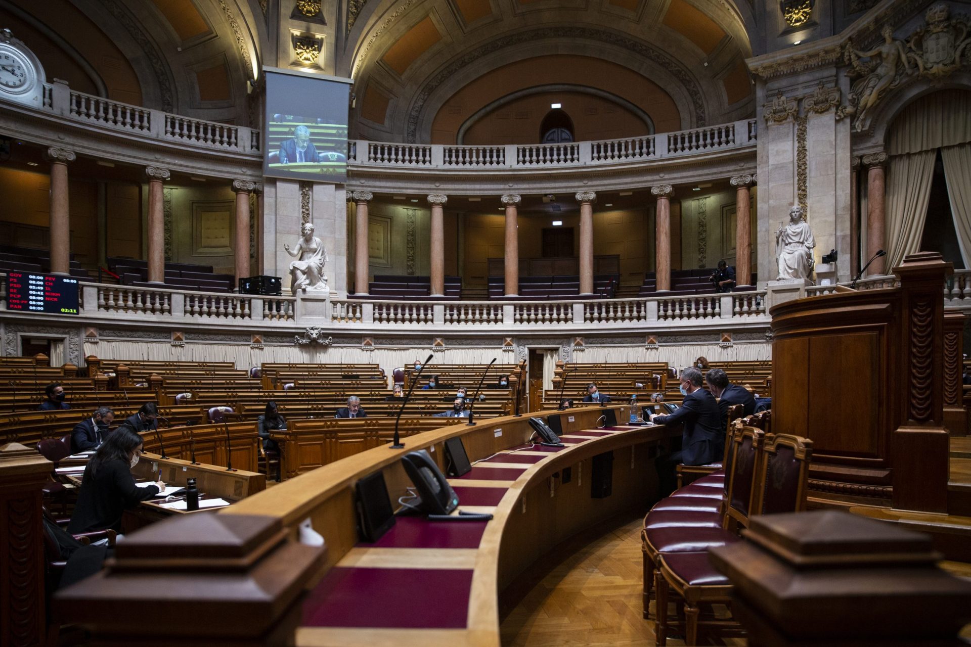 Deputados marcam debate de urgência sobre serviços de ginecologia e obstetrícia para esta sexta-feira