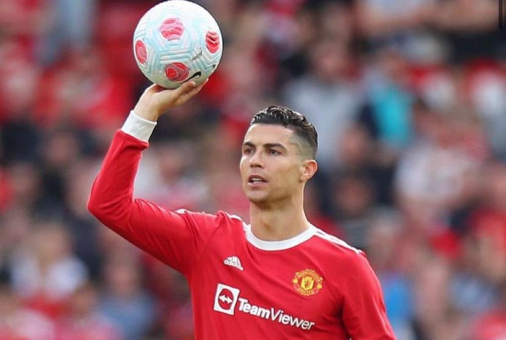 Bugatti de Cristiano Ronaldo envolvido num acidente