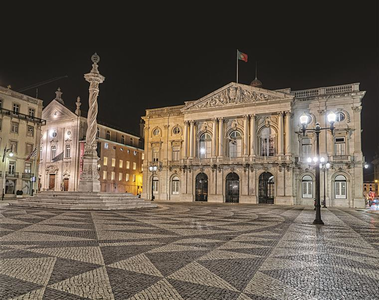 Câmara Municipal de Lisboa impossibilitada de processar os vencimentos