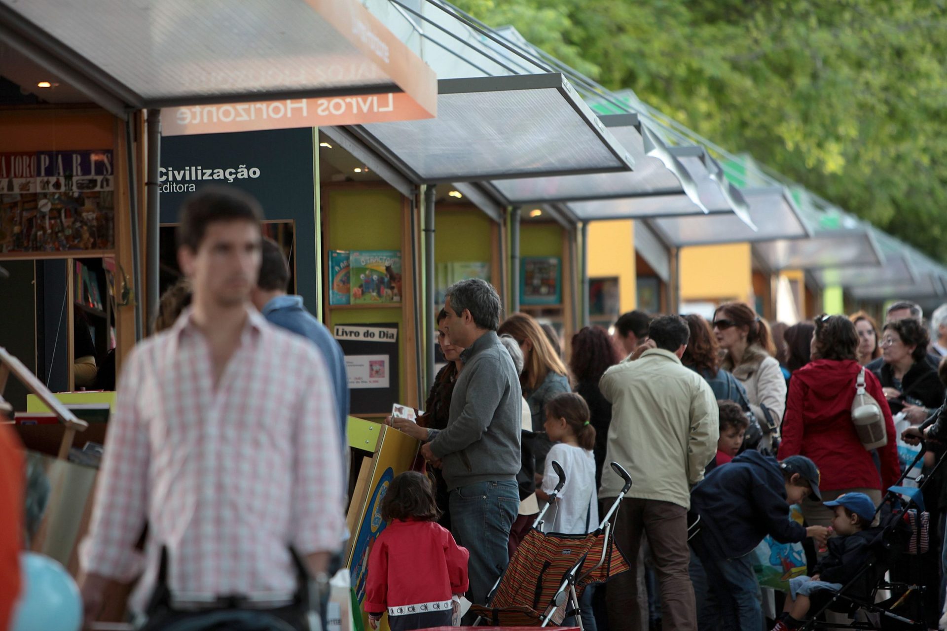 Feira do Livro de Lisboa. E se aqueles que promovem os livros fossem honestos?