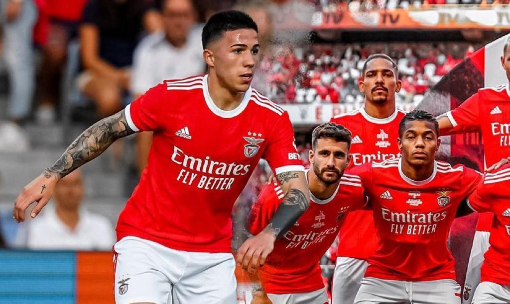 Benfica vence Midtjylland na Luz por 4-1