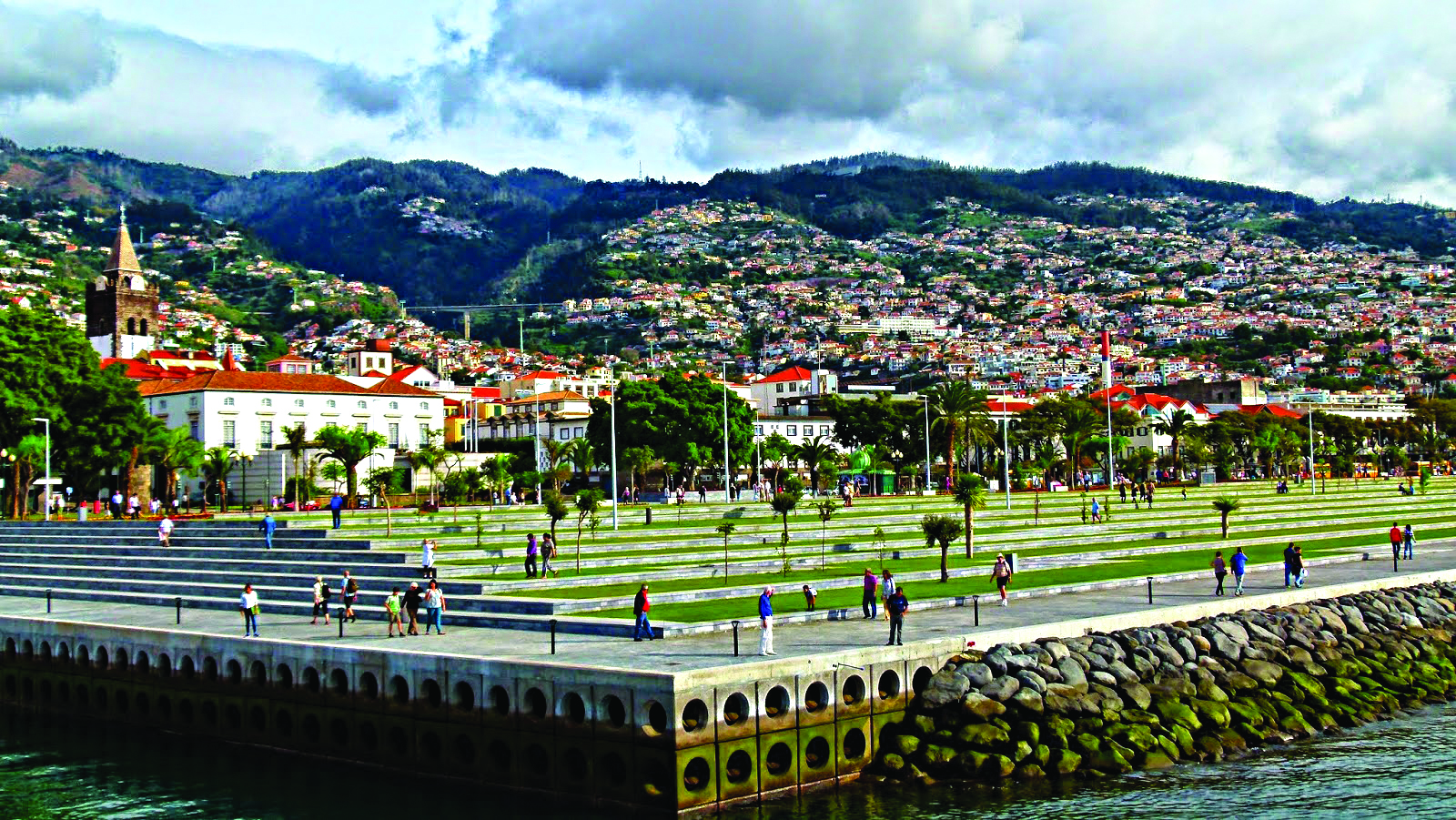 Madeira: da poncha ao bolo do caco, do sol à neblina