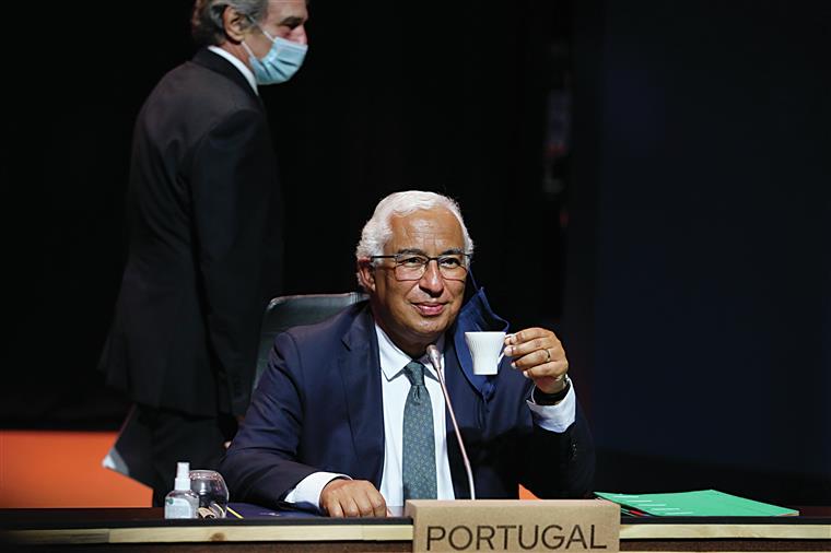 Costa salienta coerência de Marcelo ao promulgar medidas de apoio