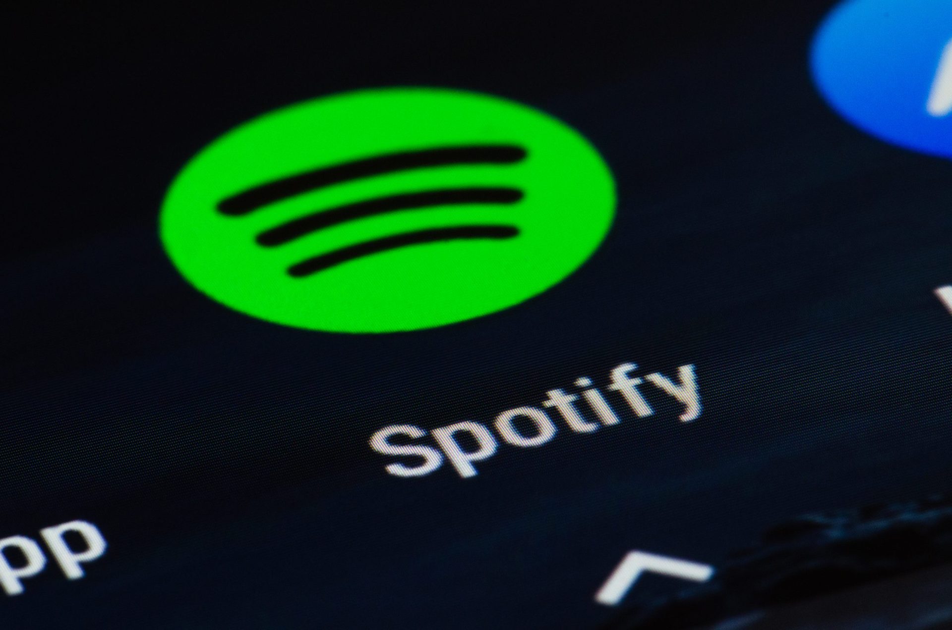 Spotify vai despedir 600 trabalhadores