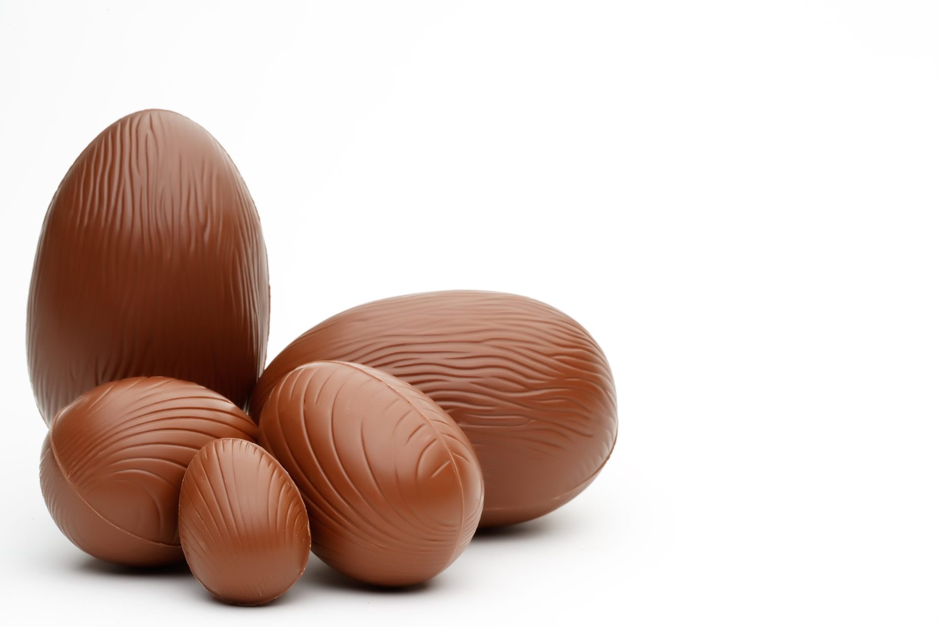 Inglaterra. Homem rouba 200 mil ovos de chocolate