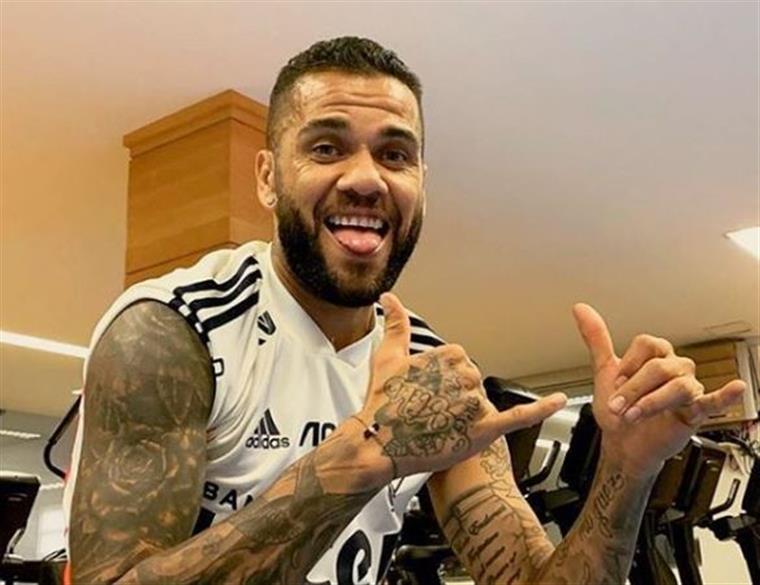 Dani Alves vai ser julgado este ano e pode ser condenado a 10 anos de prisão