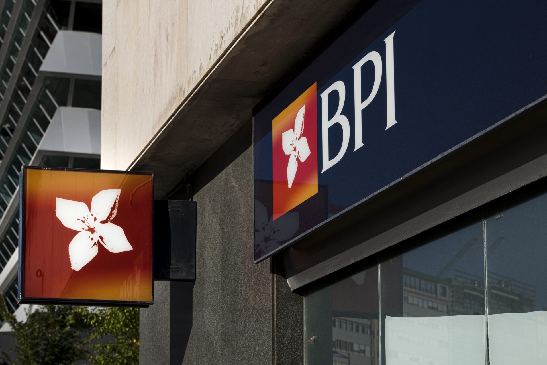 Lucro do BPI sobe 19% para 365 milhões de euros em 2022