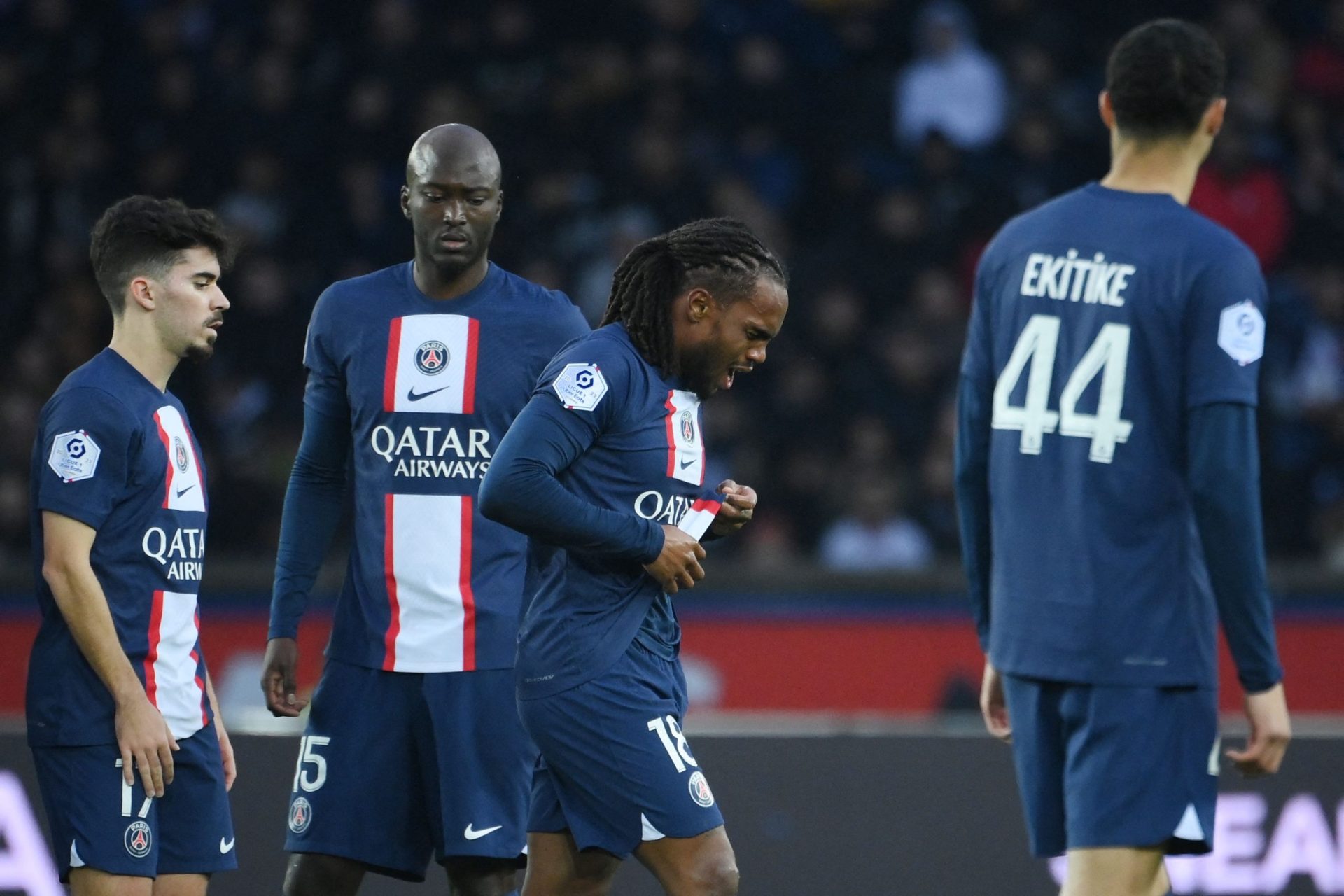 PSG comunica nova lesão de Renato Sanches