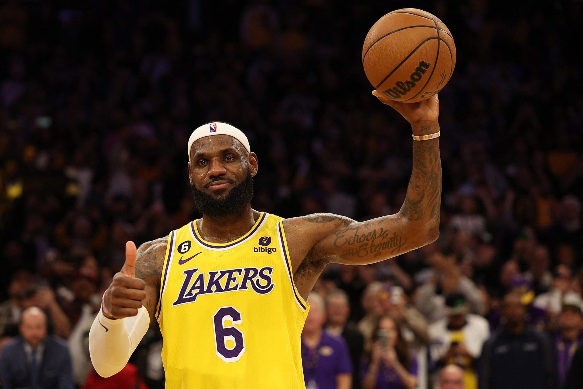 NBA. LeBron James torna-se o melhor marcador da história | VÍDEO