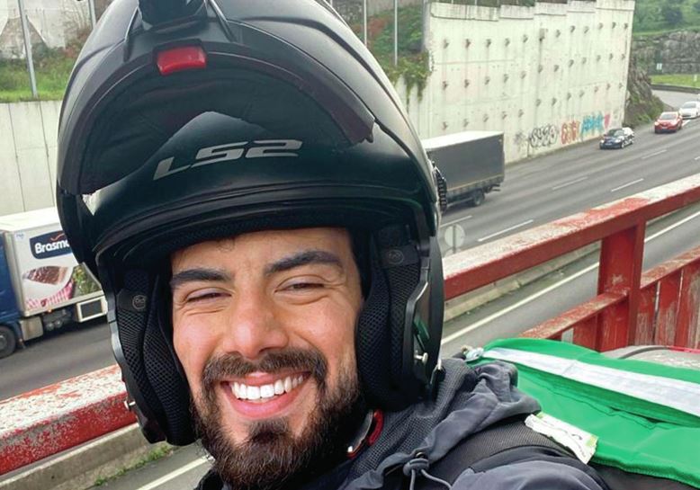 “O motoboy mais conhecido de Portugal”