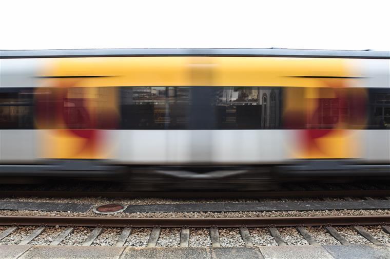 Comboios. PSP detém 11 pessoas em operação nos transportes ferroviários