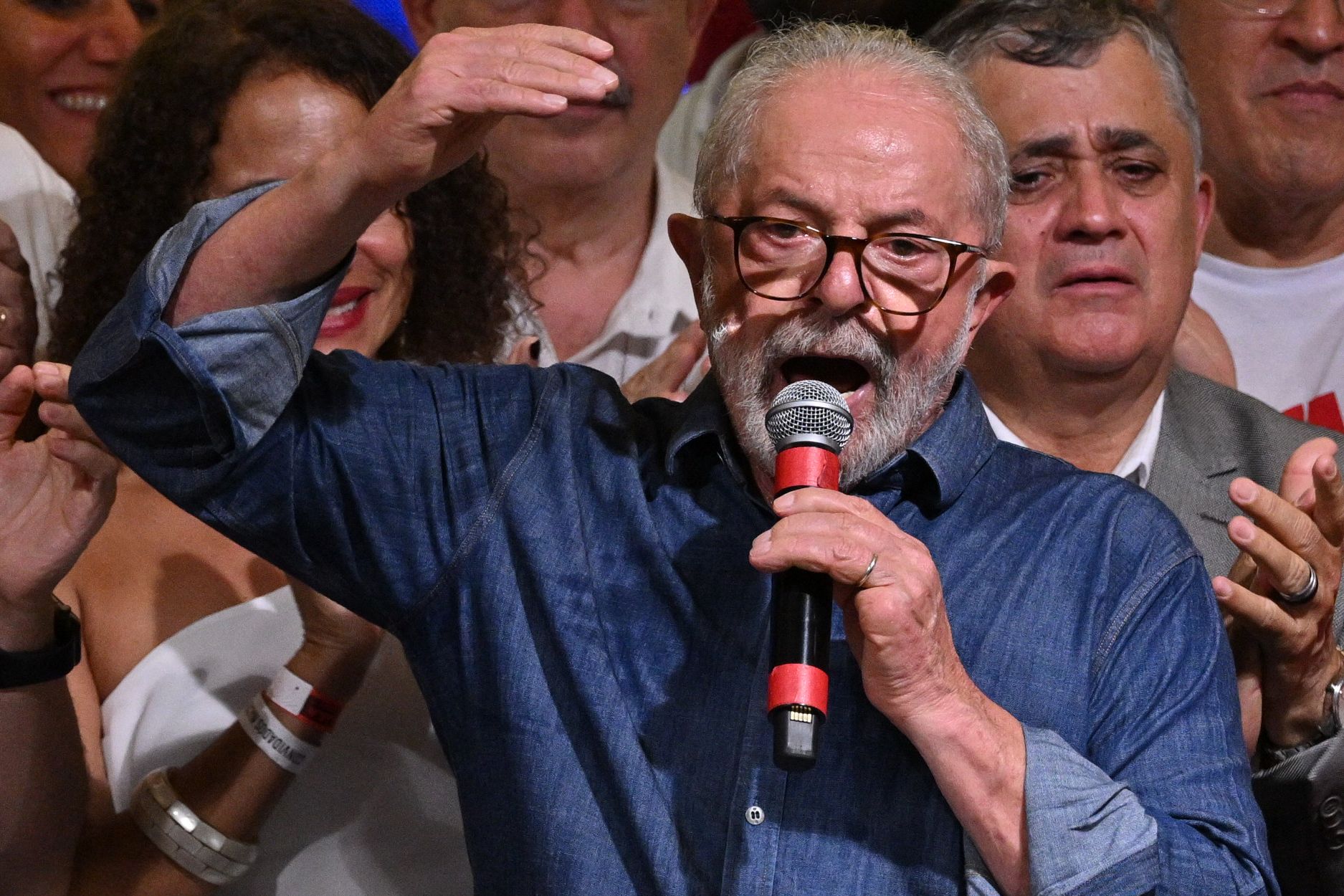 Lula da Silva vai mesmo ao Parlamento no 25 de Abril