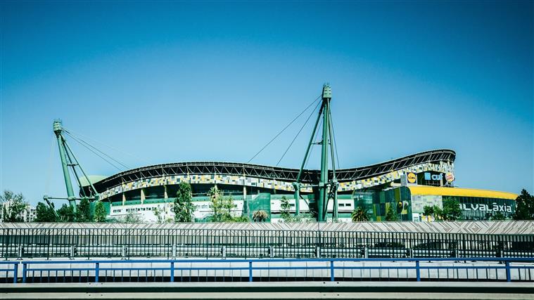 Eis o onze do Sporting para o jogo com o Santa Clara