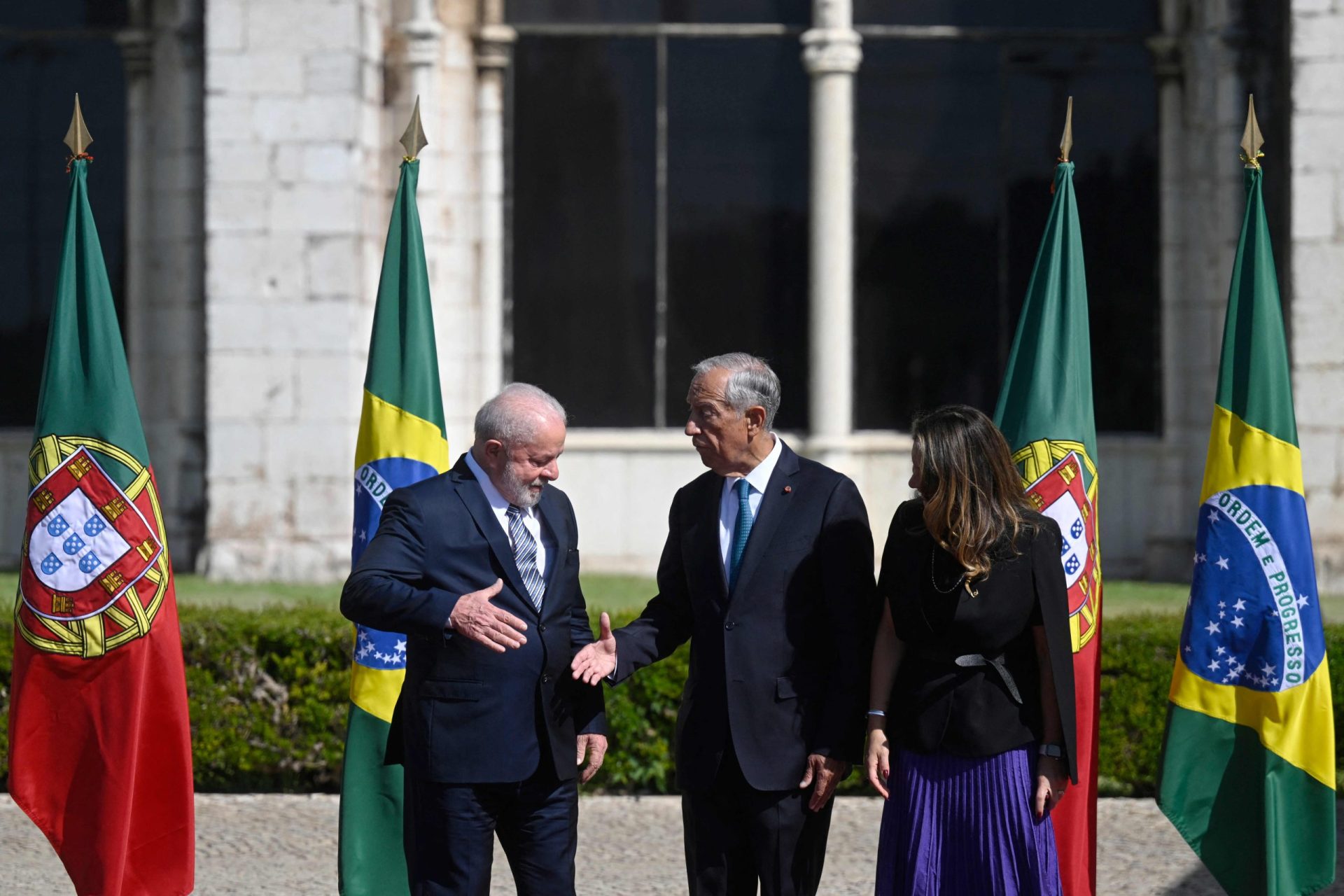 Praça do Império. Marcelo recebeu Lula com pompa e circunstância