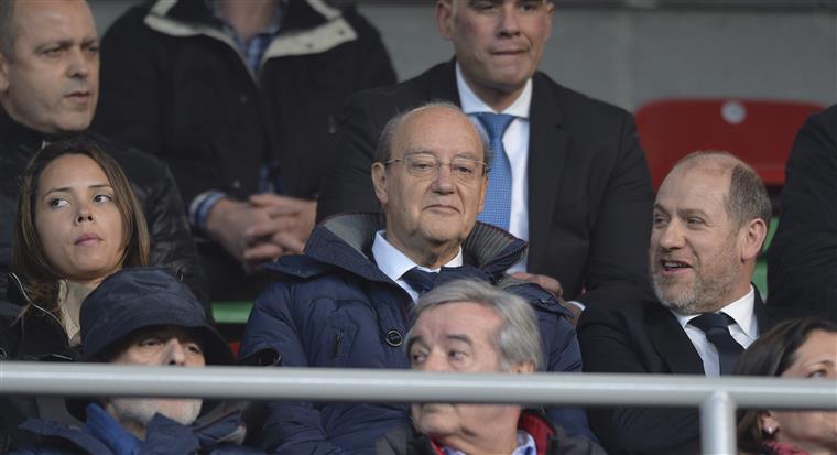 Pinto da Costa chama Rui Costa de &#8220;delfim de Vieira&#8221; depois de queixa do Benfica