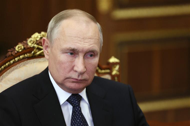 Putin: “Foi desencadeada, outra vez, uma autêntica guerra” contra a Rússia