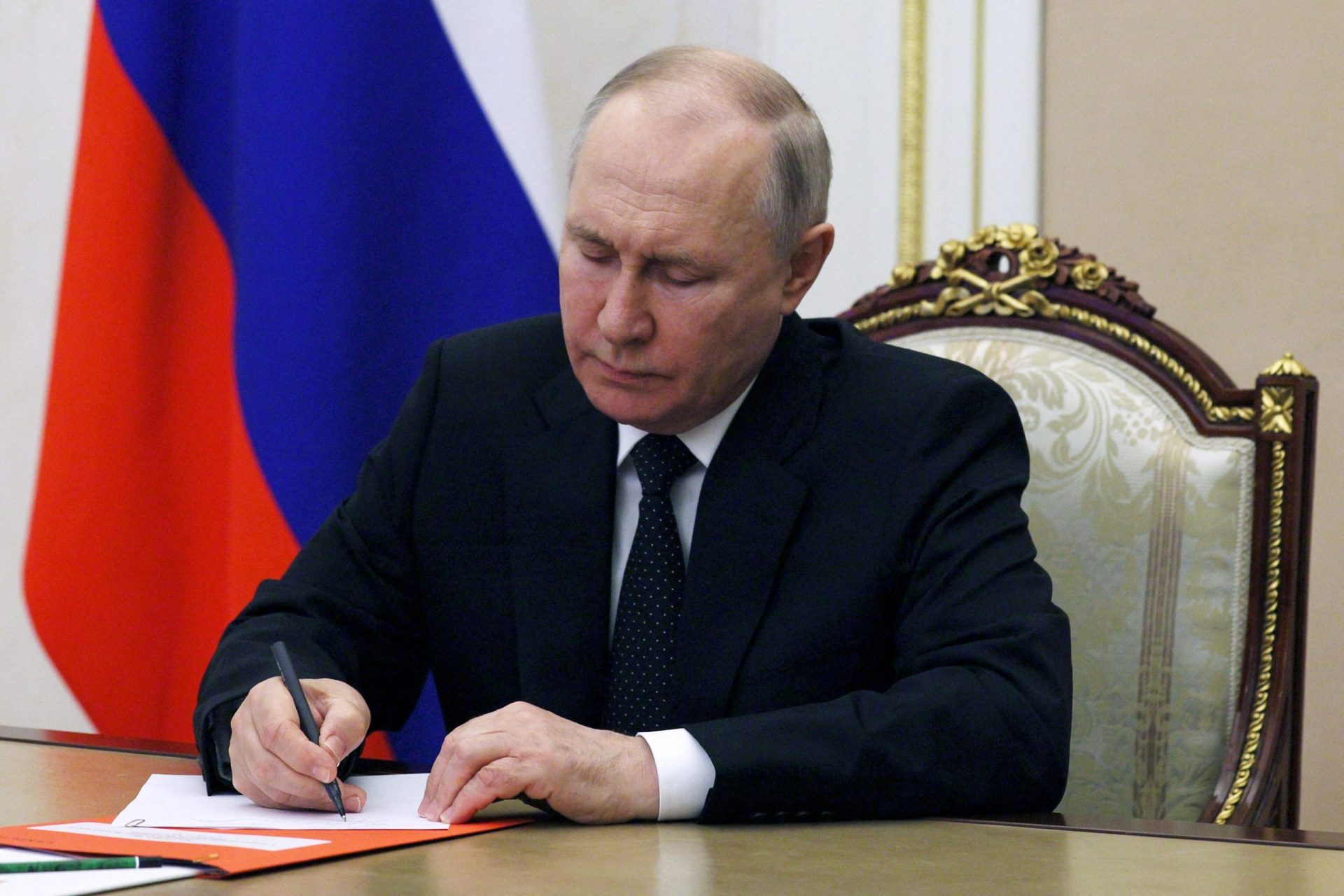 Putin deixa aviso: “Vão lutar até ao último ucraniano”