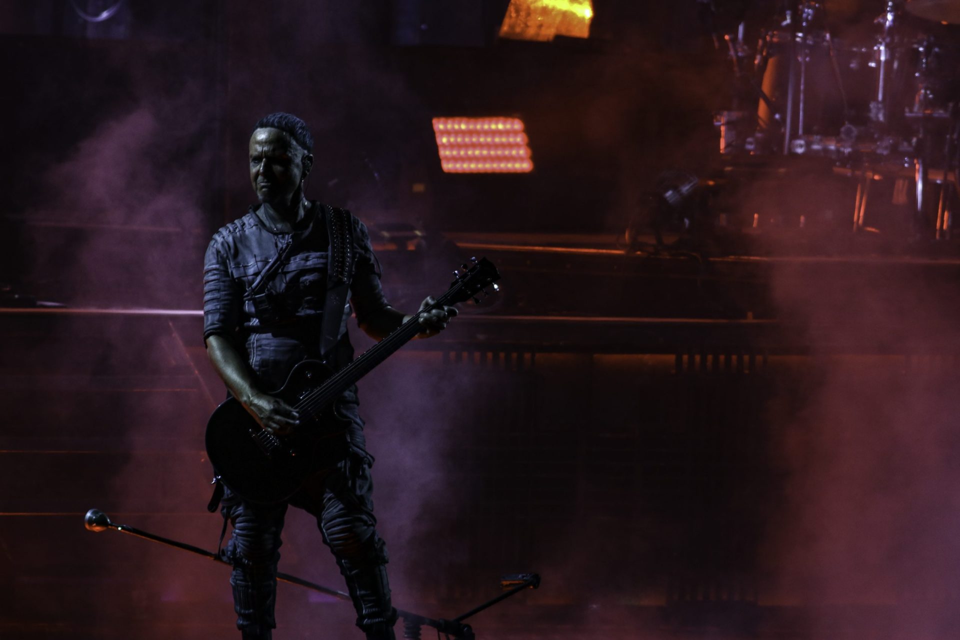 Rammstein no Estádio da Luz num espetáculo cheio de pirotecnia