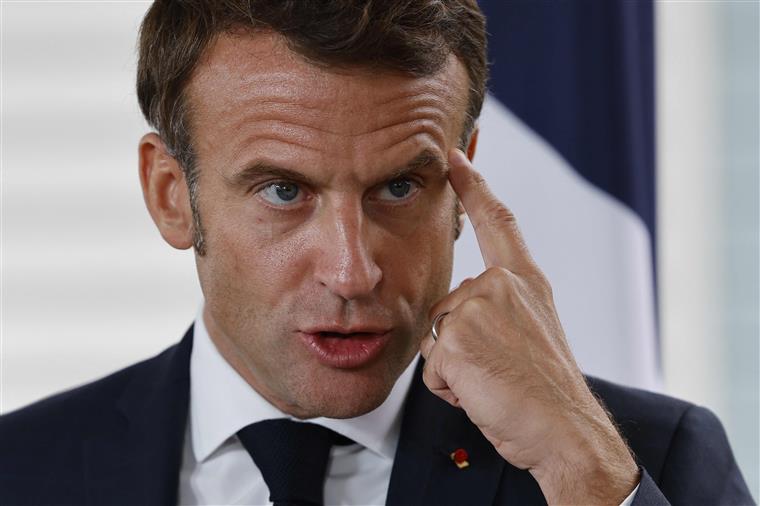 Macron: &#8220;Indesculpável. Nada justifica a morte de um jovem&#8221;