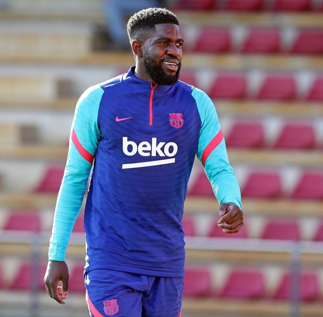 Barcelona rescinde com Umtiti