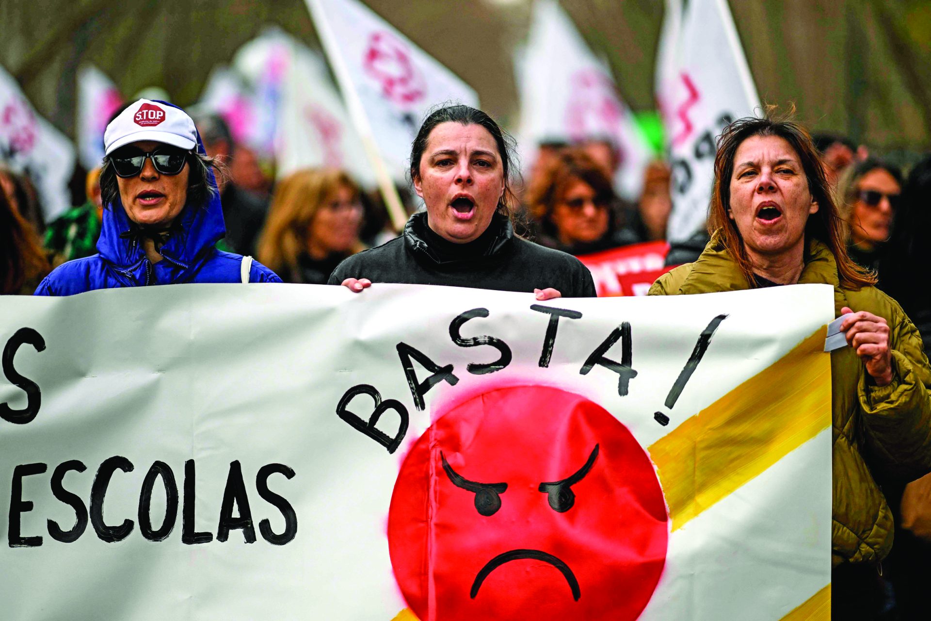 Greve Nacional. Professores exigem recuperação de tempo de serviço