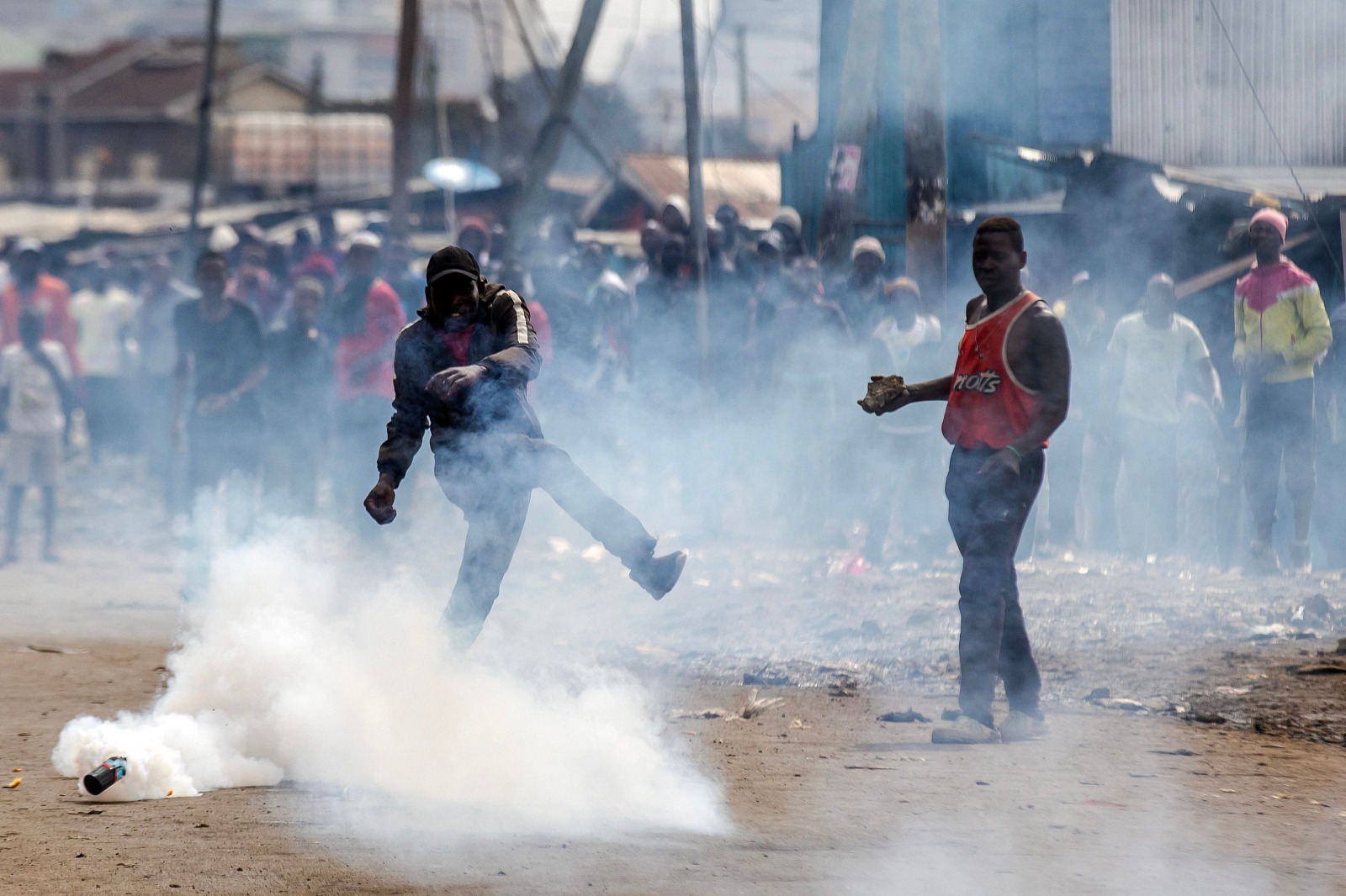 Centenas de pessoas detidas em protestos no Quénia