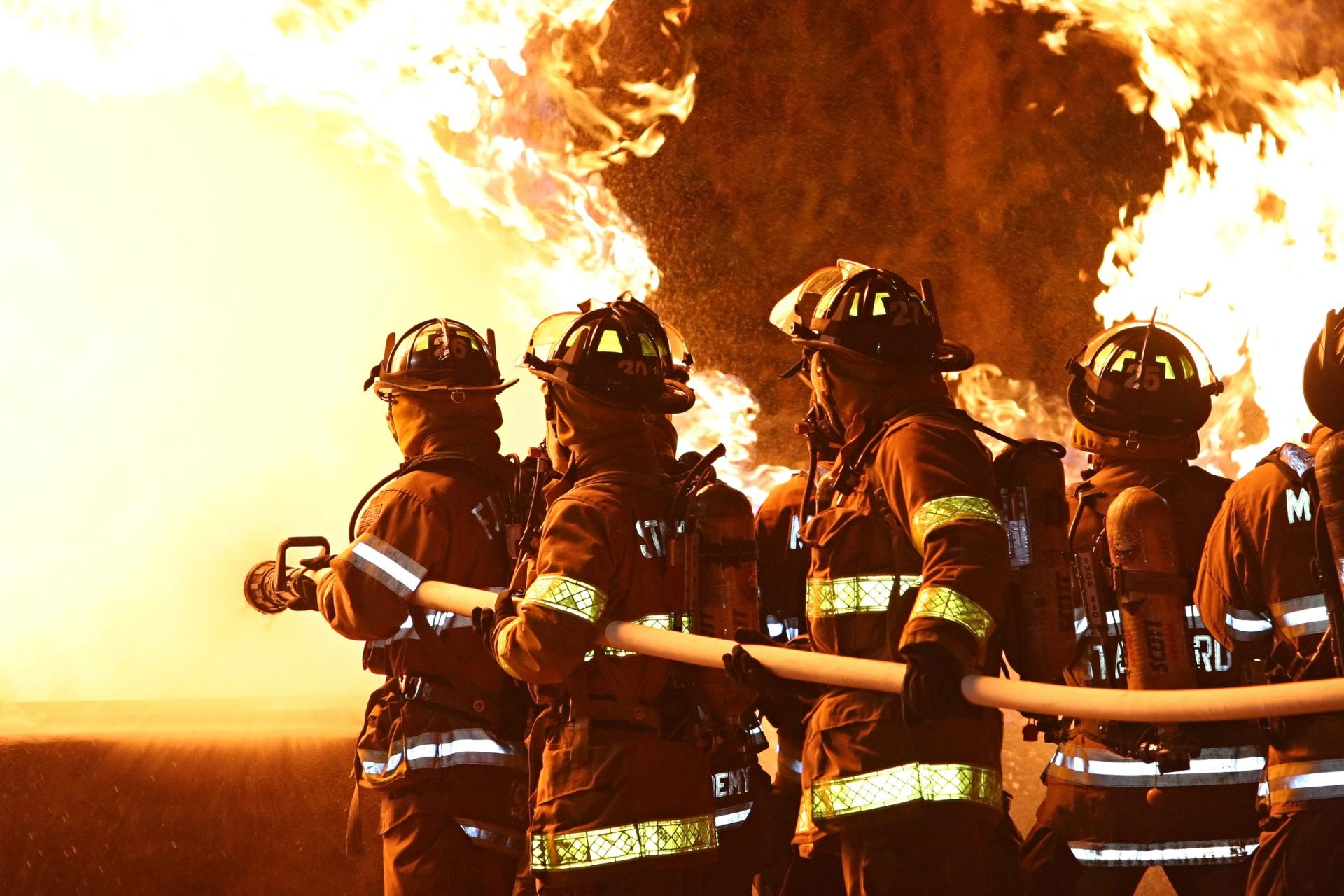 Já morreram quarto bombeiros a combater incêndios florestais no Canadá