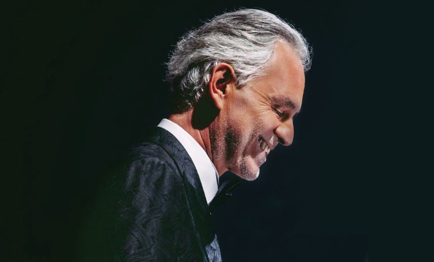 Andrea Bocelli. O músico que não precisa de ver o mundo para o cantar