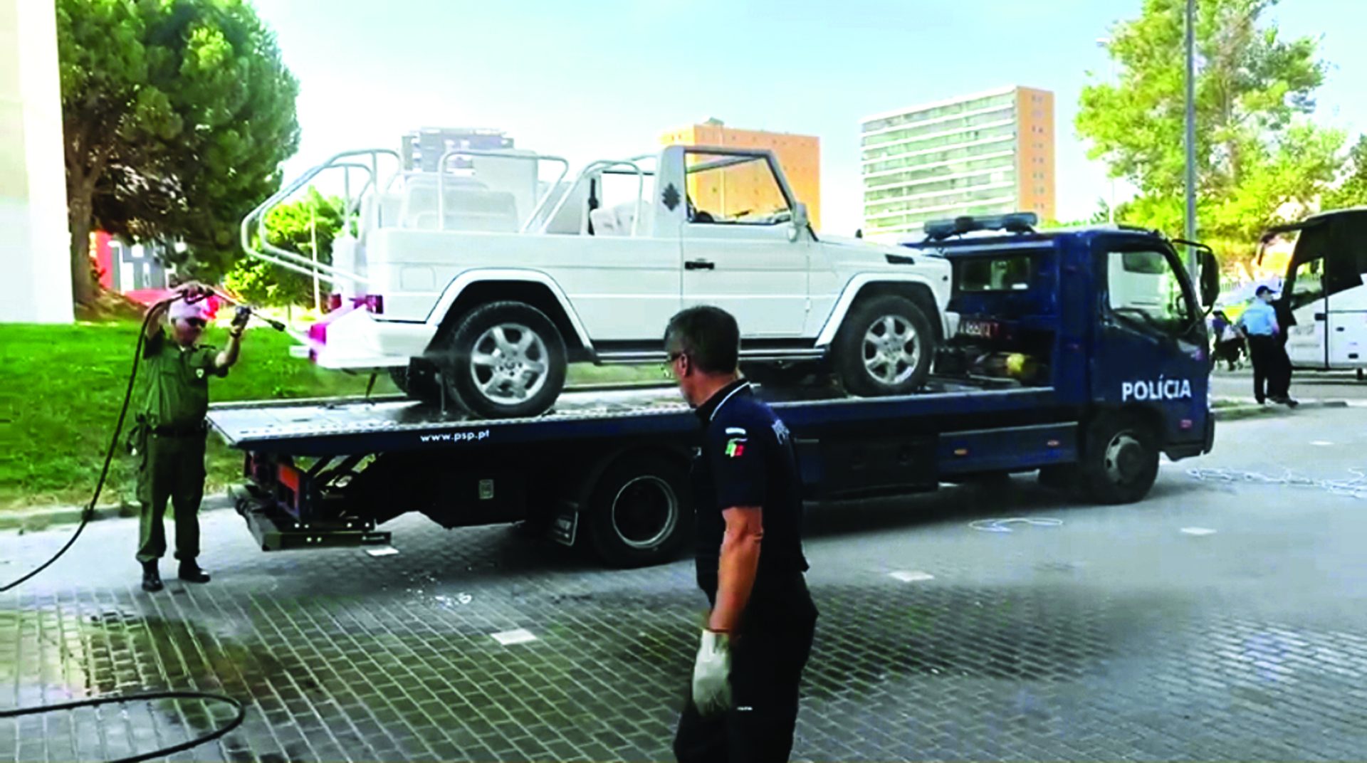 “O Papa não anda em carros blindados”