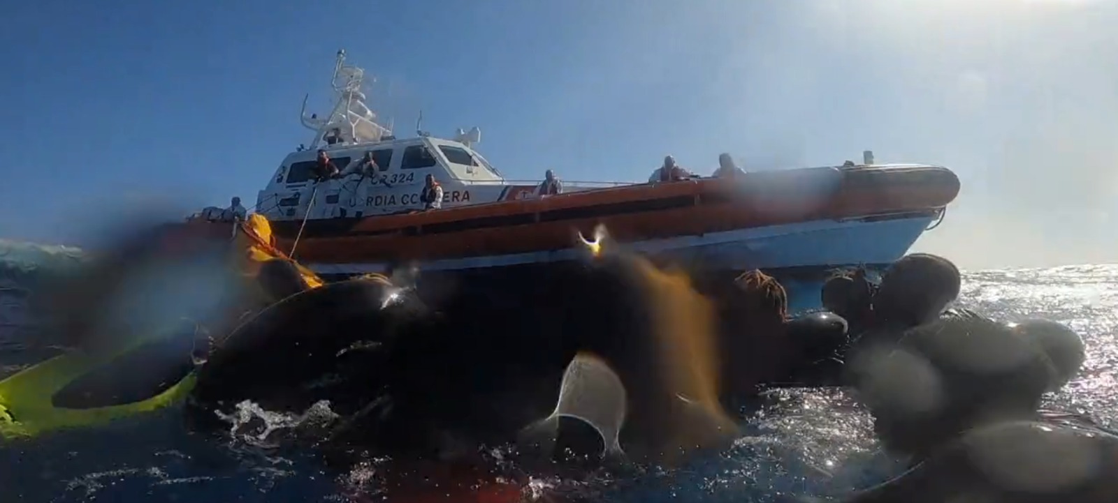 Itália. Naufrágio ao largo de Lampedusa fez mais de 40 mortos