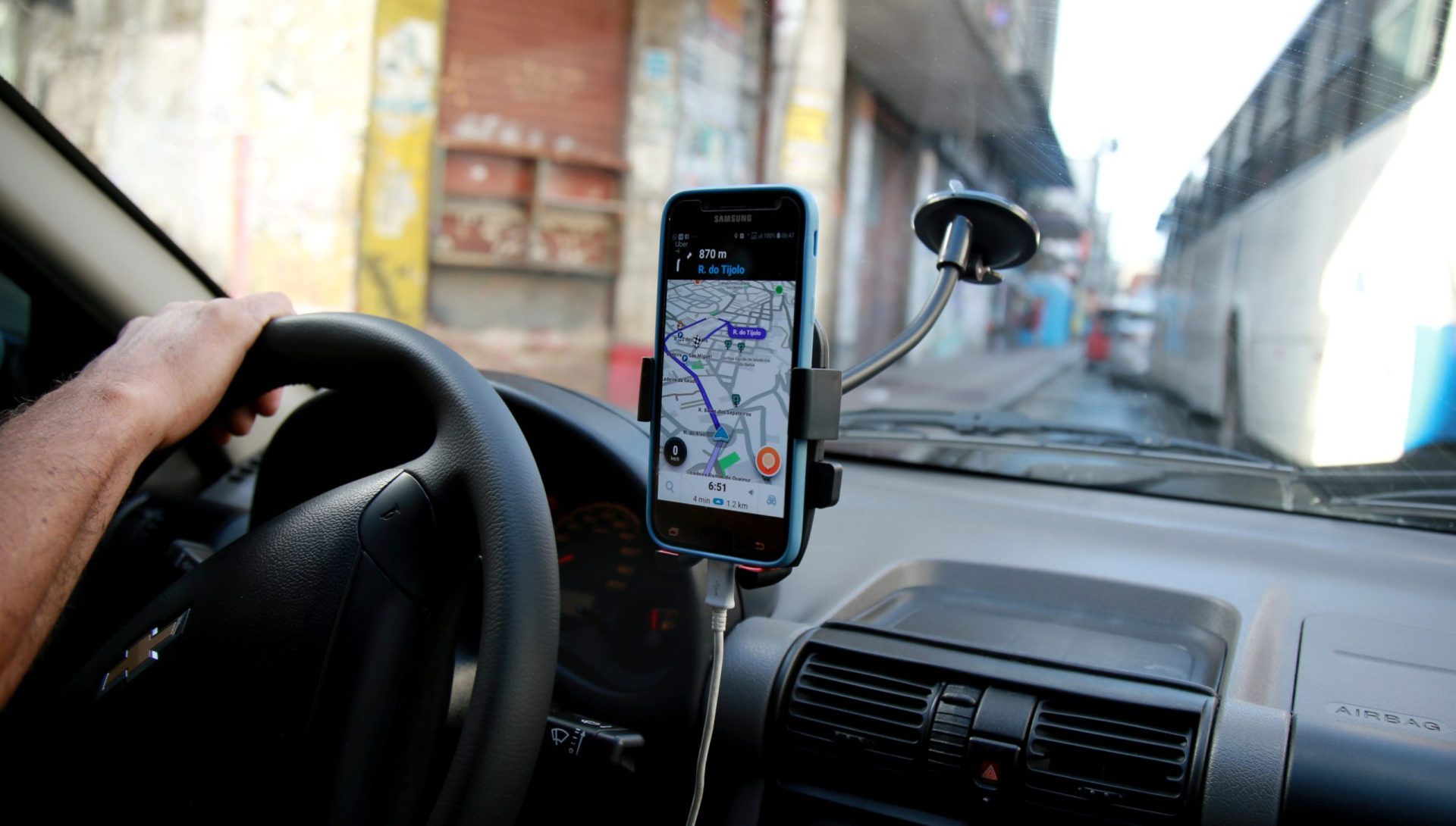 Brasil. Uber multada em 190 milhões de euros por “danos morais”