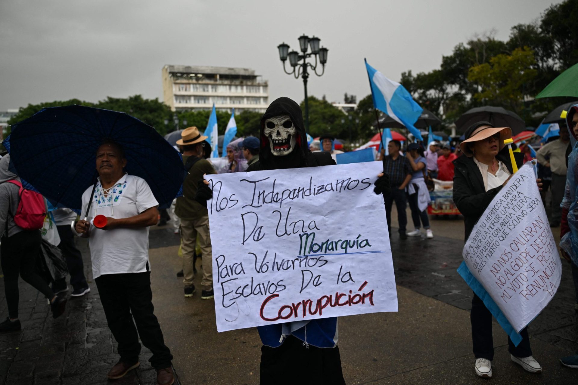 Protestos na Guatemala contra &#8220;golpe&#8221; denunciado por presidente eleito