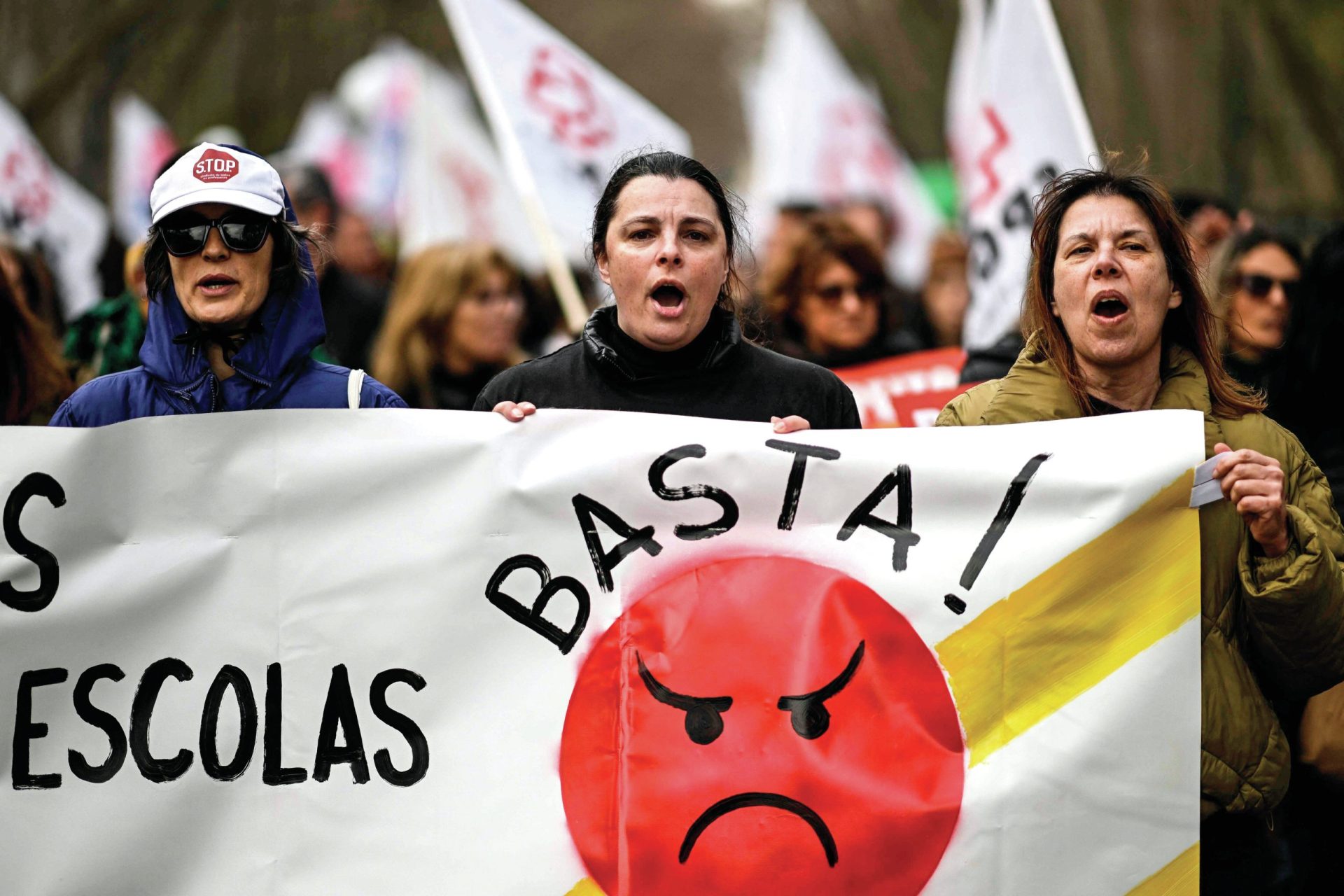 Regresso às aulas. Tensão aumenta com greves já agendadas