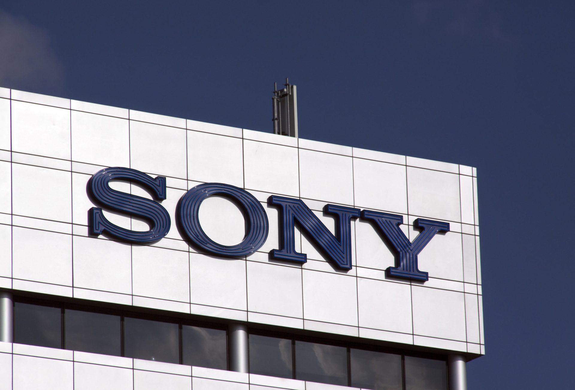 Divisão de entretenimento e videojogos da Sony vai despedir 900 trabalhadores