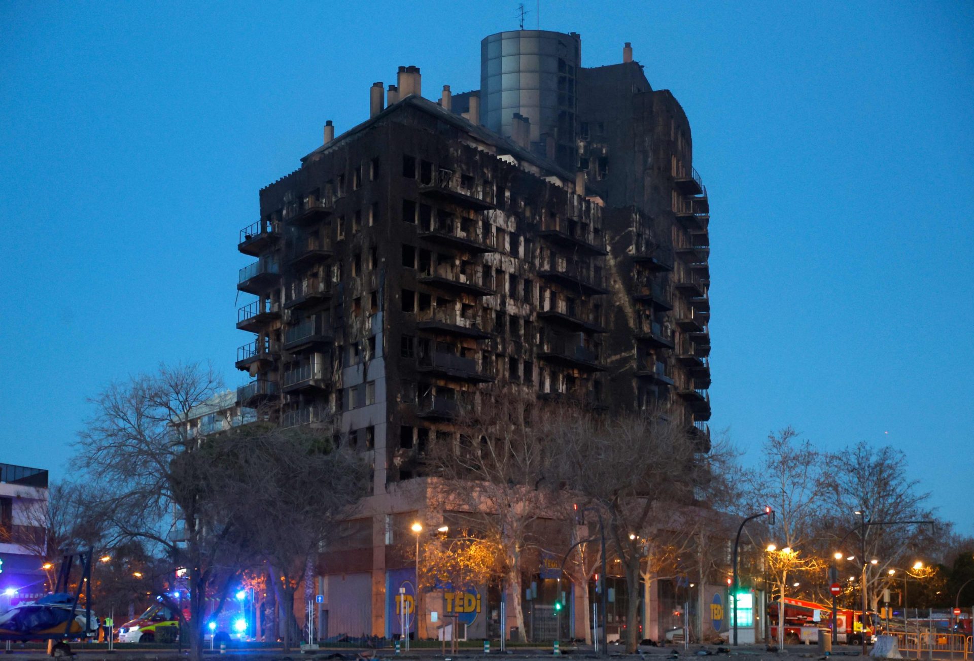 Espanha. Eletrodoméstico estará na origem do incêndio em prédio que matou 10 pessoas em Valência