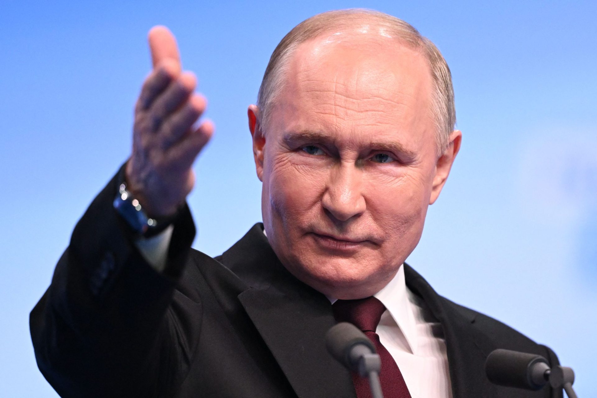 Putin quer manter o poder para sempre, diz Zelensky