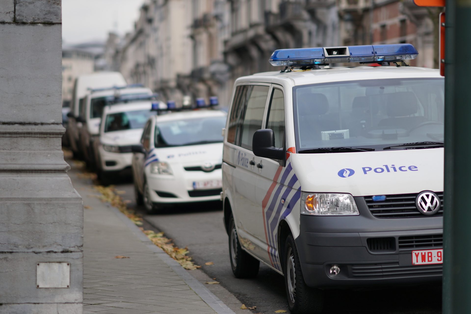 Bruxelas. Quatro pessoas detidas por suspeitas de ataque terrorista